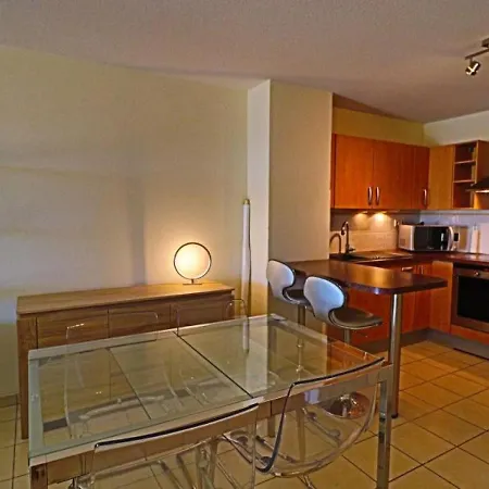 4 Personnes - 4 Pers, 49 M2, 2/1. Apartman